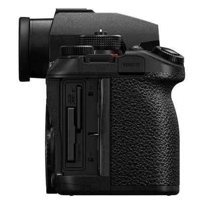 Panasonic Lumix S1R II